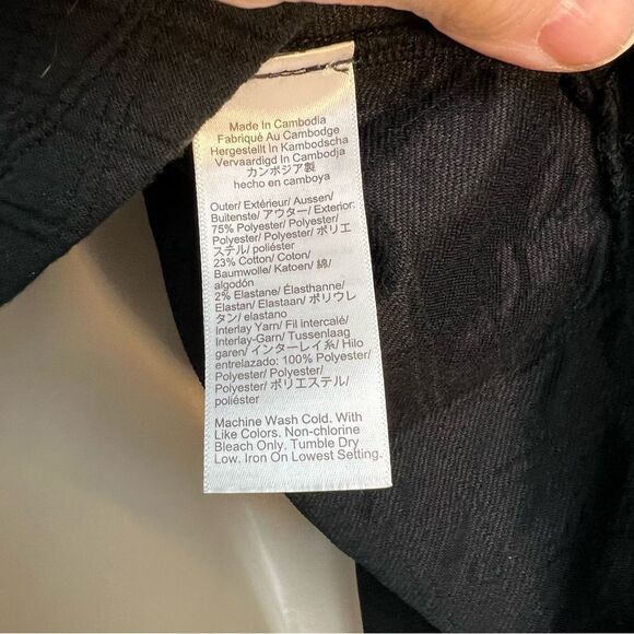 J. Crew Bl249 Black quilted mockneck pullover size medium NWT - Picture 10 of 12